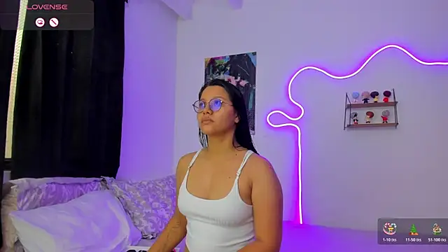 Dilan and Mia online show from 12-18-25, 05:08