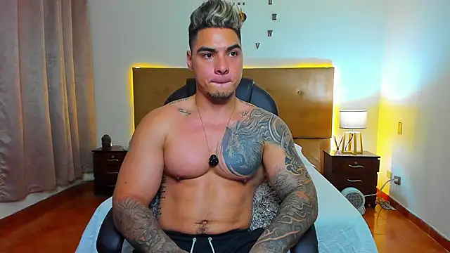 Snapshot of Steven_Velez chatting on 09-12-25, 01:28 Steven Velez online show from 09-12-25, 01:28