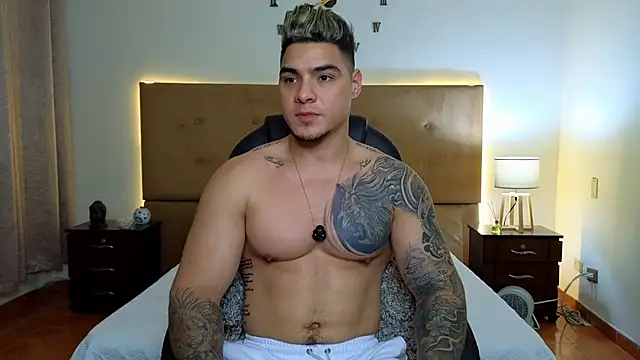 Snapshot of Steven_Velez chatting on 09-16-25, 12:11 Steven Velez online show from 09-16-25, 12:11