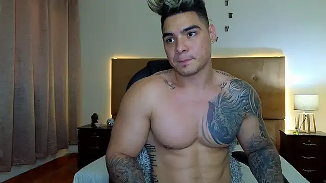 Snapshot of Steven_Velez chatting on 10-17-25, 09:06 Steven Velez online show from 10-17-25, 09:06