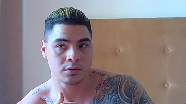 Snapshot of Steven_Velez chatting on 11-09-25, 09:24 Steven Velez online show from 11-09-25, 09:24