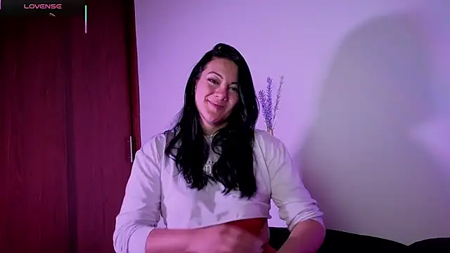 Snapshot of karla_valk1 chatting on 03-13-26, 04:30 karla valk1 online show from 03-13-26, 04:30