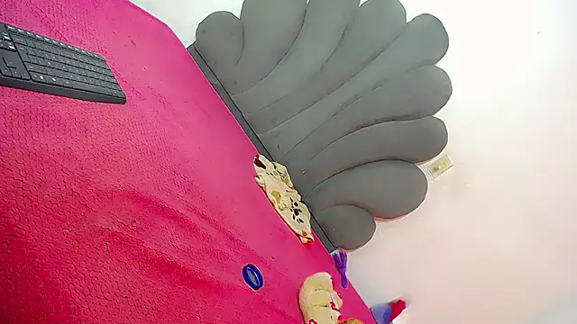 Sativa-sexy online show from 03-04-26, 09:32