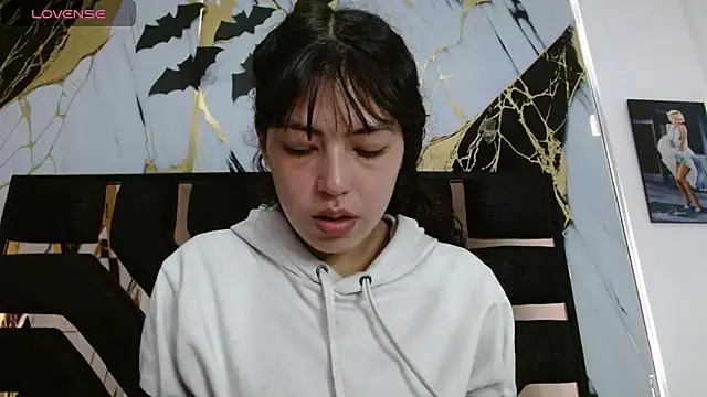 malejahotcs01 online show from 12-02-25, 11:37