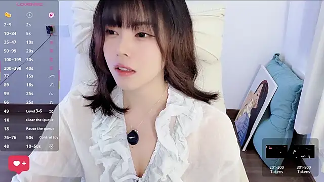 Snapshot of yara_hot1 chatting on 05-02-26, 04:17 yara hot1 online show from 05-02-26, 04:17