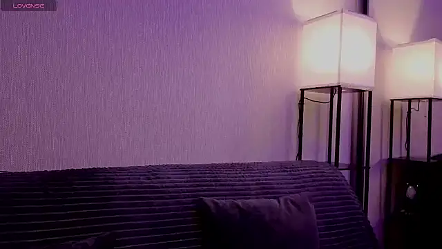 Snapshot of kara_liffe chatting on 12-02-25, 01:11 kara liffe online show from 12-02-25, 01:11