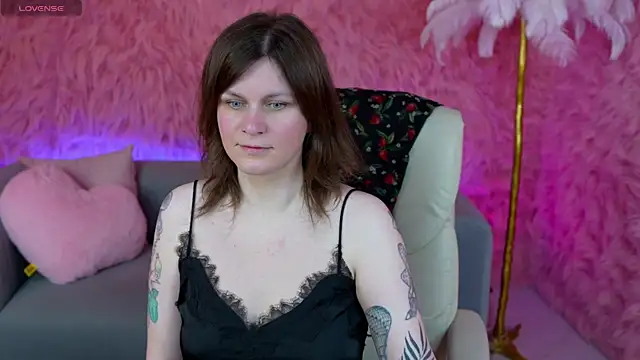 TinaMelt online show from 05-15-26, 06:48