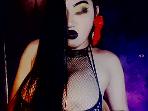 Snapshot of Mistress4fun chatting on 09-21-25, 03:08 Mistress4fun online show from 09-21-25, 03:08
