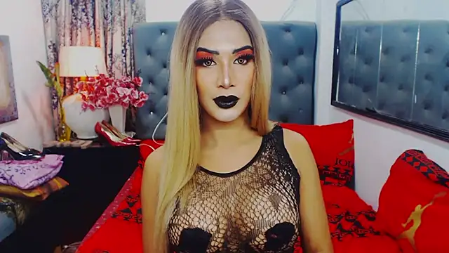 Snapshot of Mistress4fun chatting on 11-10-25, 08:57 Mistress4fun online show from 11-10-25, 08:57