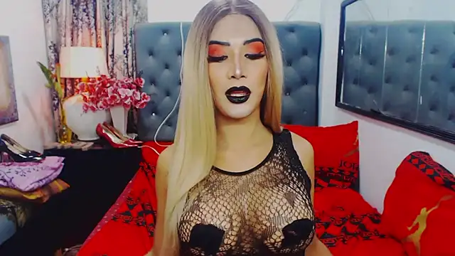 Snapshot of Mistress4fun chatting on 01-07-26, 09:17 Mistress4fun online show from 01-07-26, 09:17