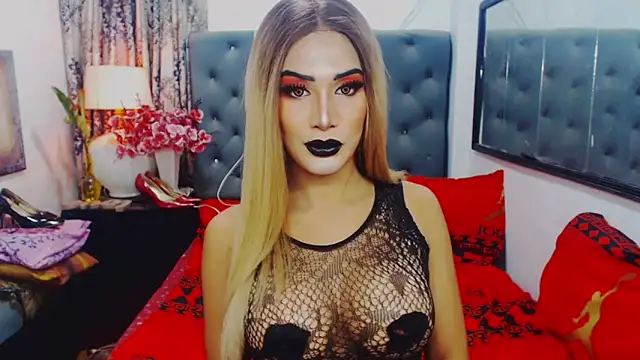 Snapshot of Mistress4fun chatting on 02-14-26, 04:26 Mistress4fun online show from 02-14-26, 04:26