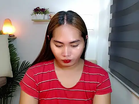 sluttyprincess0 online show from 04-19-26, 01:38