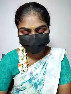 Snapshot of Tamil_Princess12 chatting on 10-06-25, 05:10 Tamil Princess12 online show from 10-06-25, 05:10