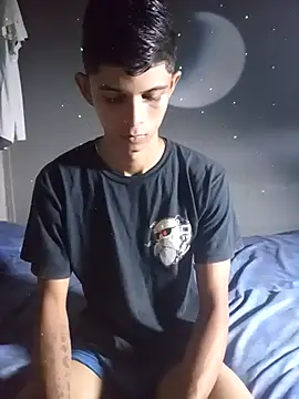 Snapshot of God_Eros_23cm chatting on 09-10-25, 03:39 God Eros 23cm online show from 09-10-25, 03:39