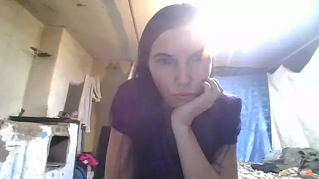 Snapshot of evavip8 chatting on 12-14-25, 01:27 evavip8 online show from 12-14-25, 01:27