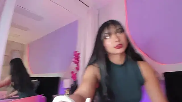  HAANNAH  online show from 11-11-25, 07:58