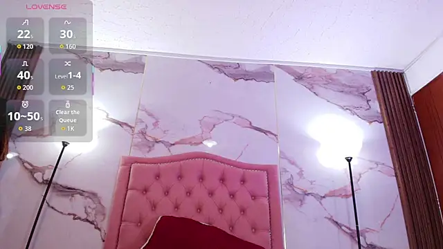 AlyaThompson online show from 10-15-25, 04:01