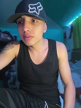 Snapshot of pabonsito chatting on 09-13-25, 03:17 pabonsito online show from 09-13-25, 03:17