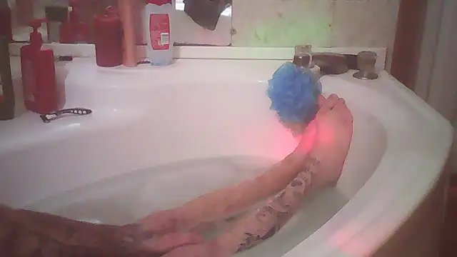 Snapshot of BonnienClyde5421 chatting on 02-22-26, 04:46 BonnienClyde5421 online show from 02-22-26, 04:46