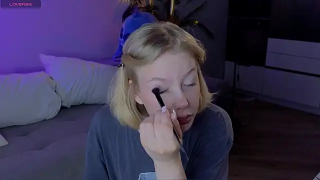 emilyshepar d online show from 07-10-26, 01:54