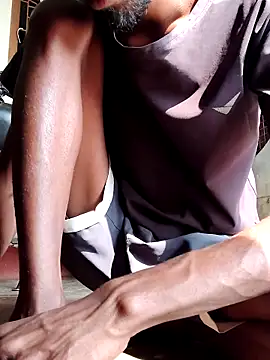 RAYI Queen 4 online show from 12-02-25, 05:46