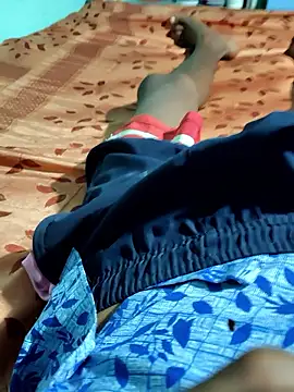 RAYI Queen 4 online show from 02-18-26, 12:56