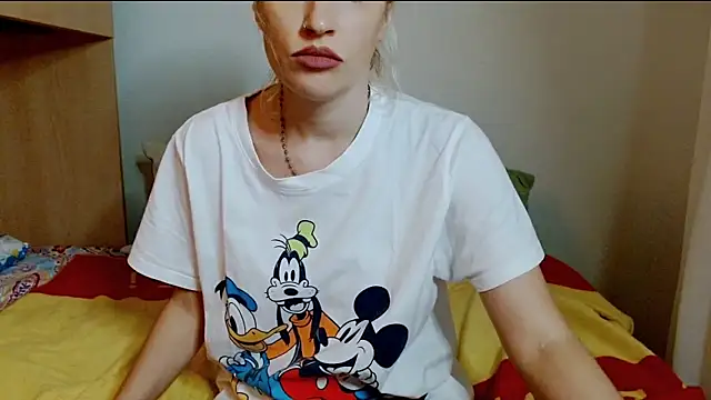 SatinQueen90 online show from 11-25-25, 08:14