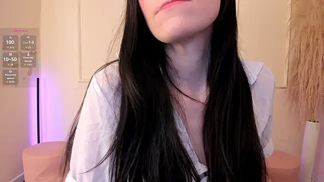 Lilily lv online show from 11-17-25, 12:22