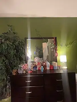 caramel  cremes online show from 11-16-25, 01:44