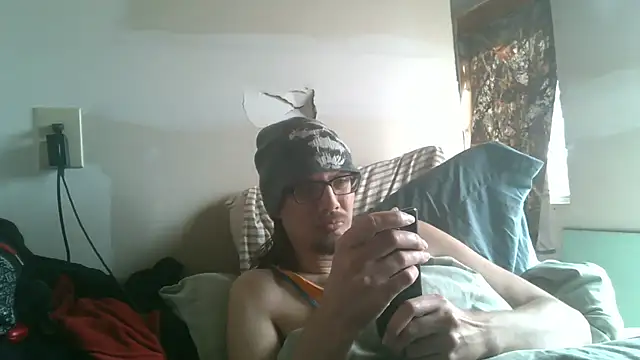 Snapshot of dandonn chatting on 02-17-26, 06:58 dandonn online show from 02-17-26, 06:58