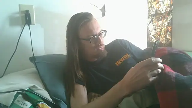 Snapshot of dandonn chatting on 04-05-26, 04:04 dandonn online show from 04-05-26, 04:04