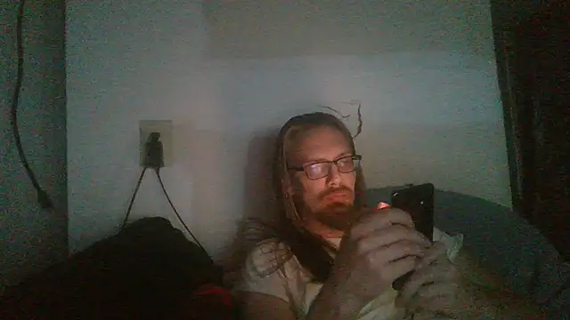 Snapshot of dandonn chatting on 04-28-26, 02:38 dandonn online show from 04-28-26, 02:38