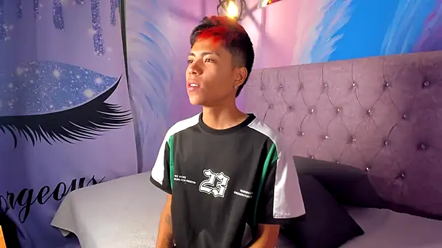 MaxiWildd online show from 10-15-25, 12:49