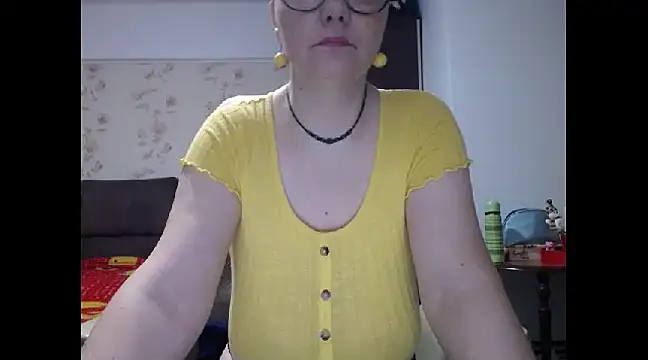 Mary x online show from 02-13-25, 03:50