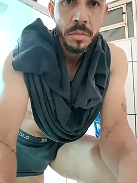 Snapshot of QfabO123 chatting on 12-04-25, 04:59 QfabO123 online show from 12-04-25, 04:59