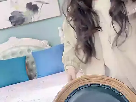 sarah111 online show from 11-28-25, 03:31