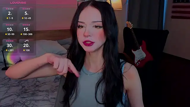 Snapshot of Adetta chatting on 03-05-26, 10:11 Adetta online show from 03-05-26, 10:11