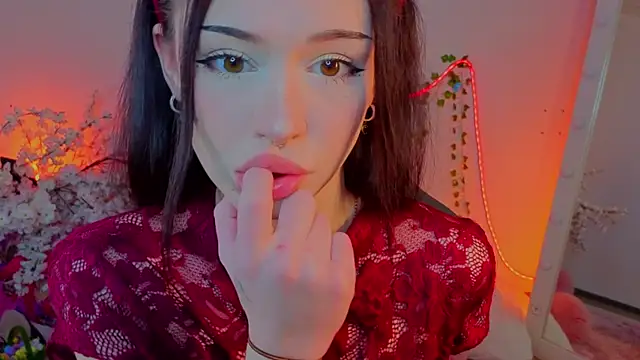 Snapshot of Adetta chatting on 04-03-26, 02:31 Adetta online show from 04-03-26, 02:31