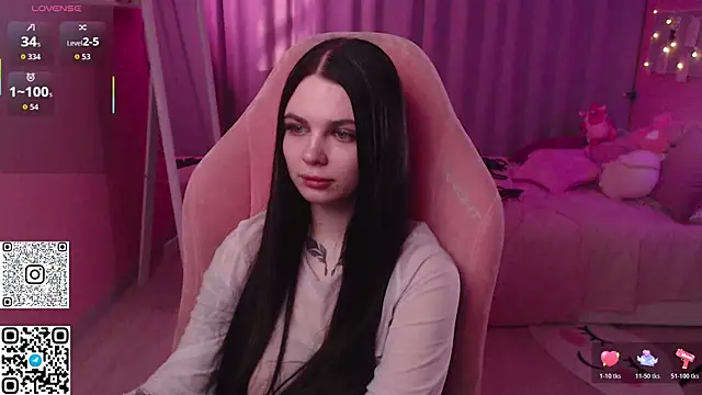 Michela Fruet online show from 04-14-26, 01:11