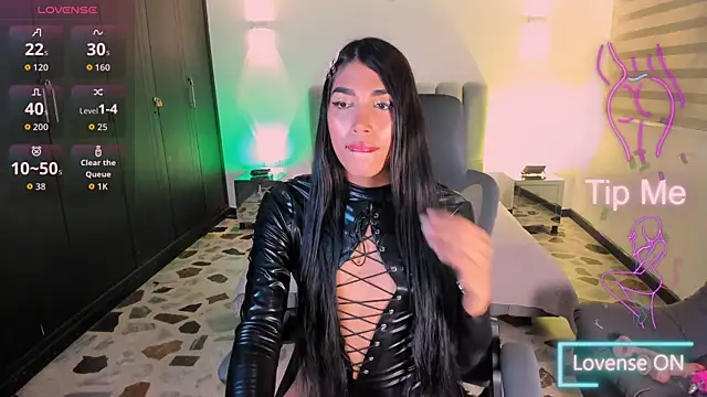 AmbarFoxx  online show from 11-06-25, 06:14