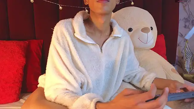 PrincePoppy online show from 10-16-25, 08:32