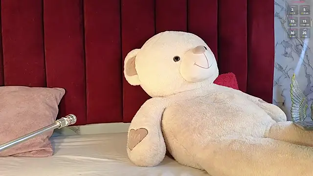 PrincePoppy online show from 11-16-25, 08:25