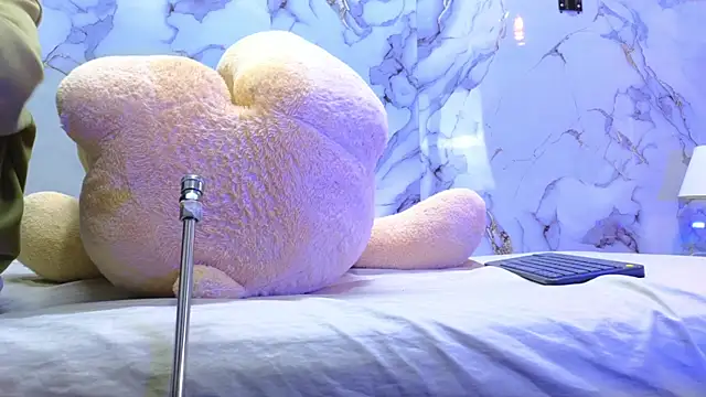 PrincePoppy online show from 01-13-26, 08:36