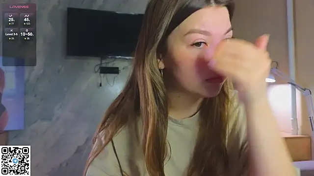 miss bubbles  online show from 11-05-25, 12:21