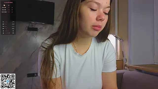 miss bubbles  online show from 11-24-25, 11:59