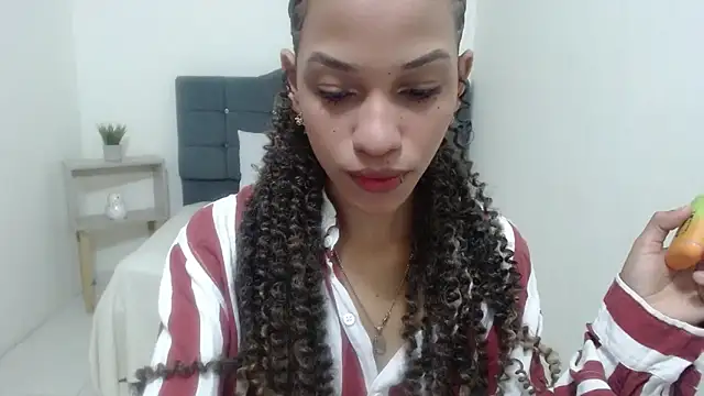 KittyLove s online show from 04-25-26, 08:39