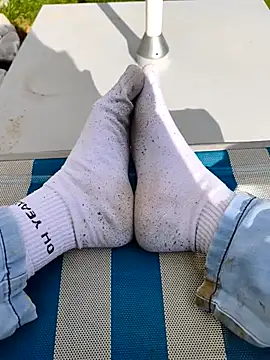 Teafeet online show from 03-12-26, 02:01