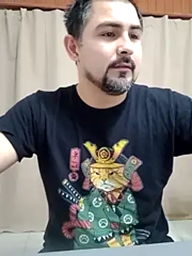 Snapshot of Bradd_32 chatting on 07-20-26, 11:23 Bradd 32 online show from 07-20-26, 11:23