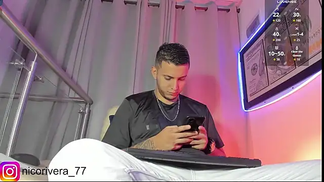 nico rivera online show from 04-02-26, 04:43