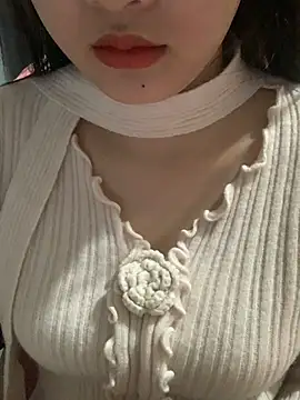 Linhtruong  online show from 12-01-25, 04:17